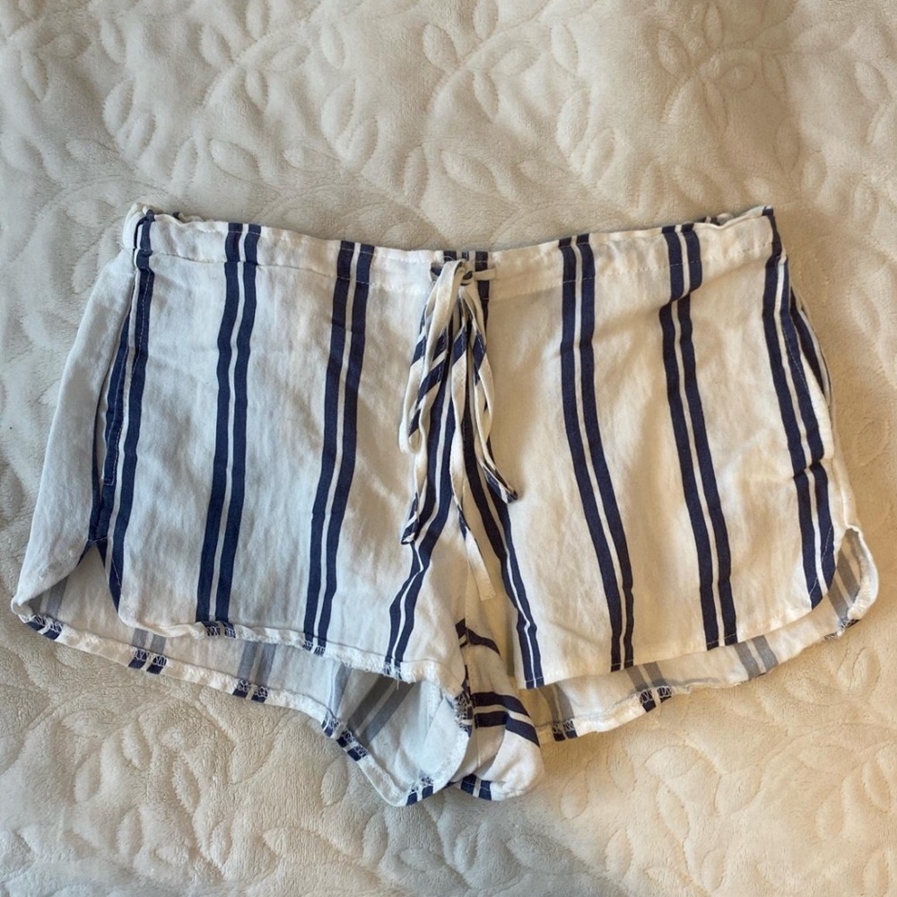 ⭐️brandy melville shorts